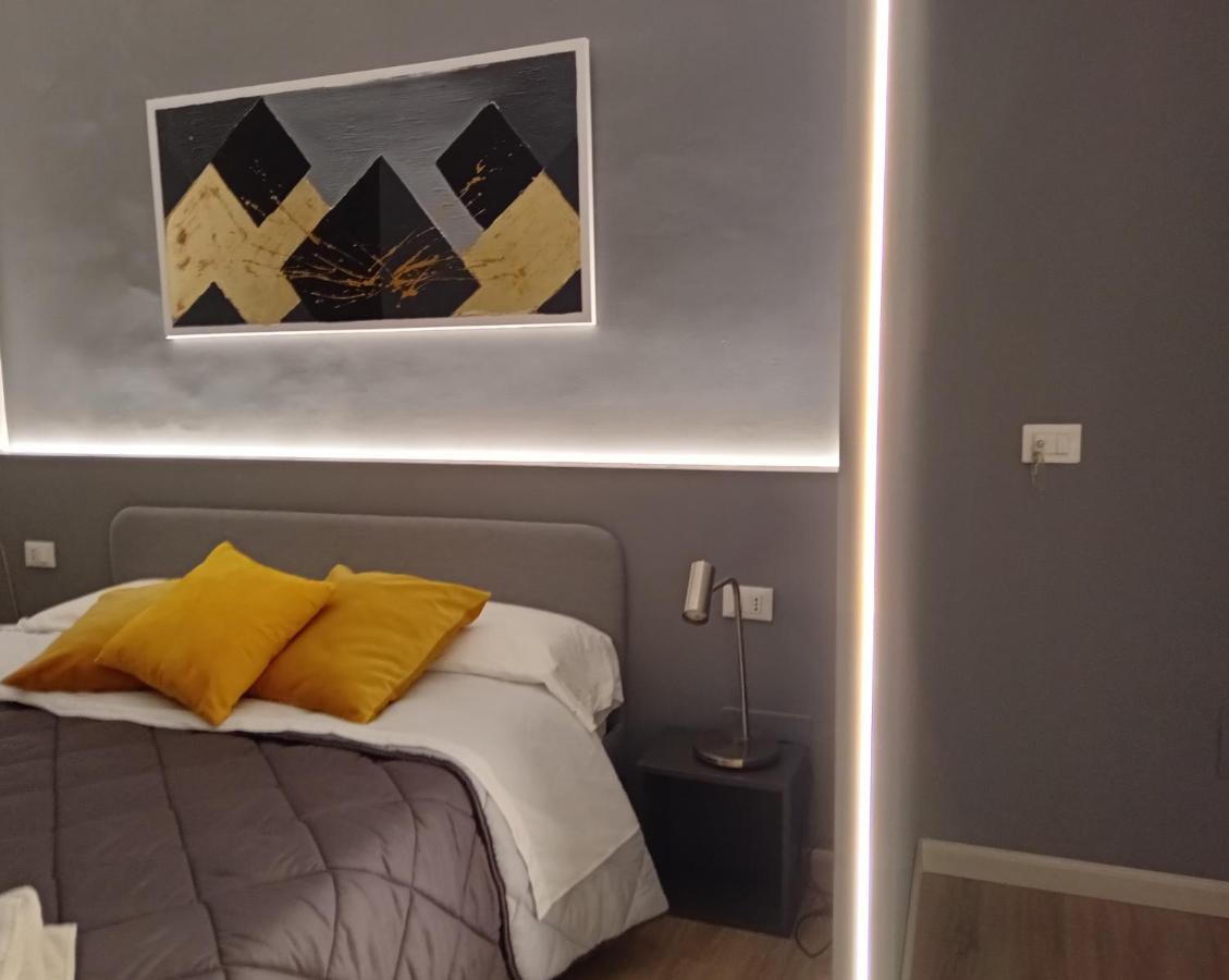 Narciso Boutique Apartment Ачиреале Экстерьер фото